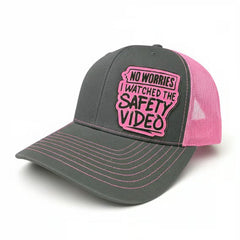 Trendy flat brimmed snapback hatsleather label mesh hat sunshade