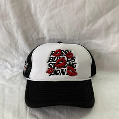 Red lips and five-pointed star Hat