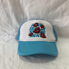 Red lips and five-pointed star Hat