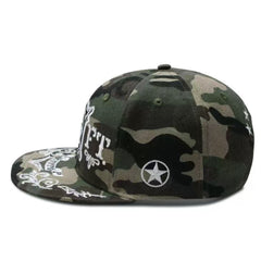 Trendy flat brimmed snapback hatsembroider camouflage skull hip